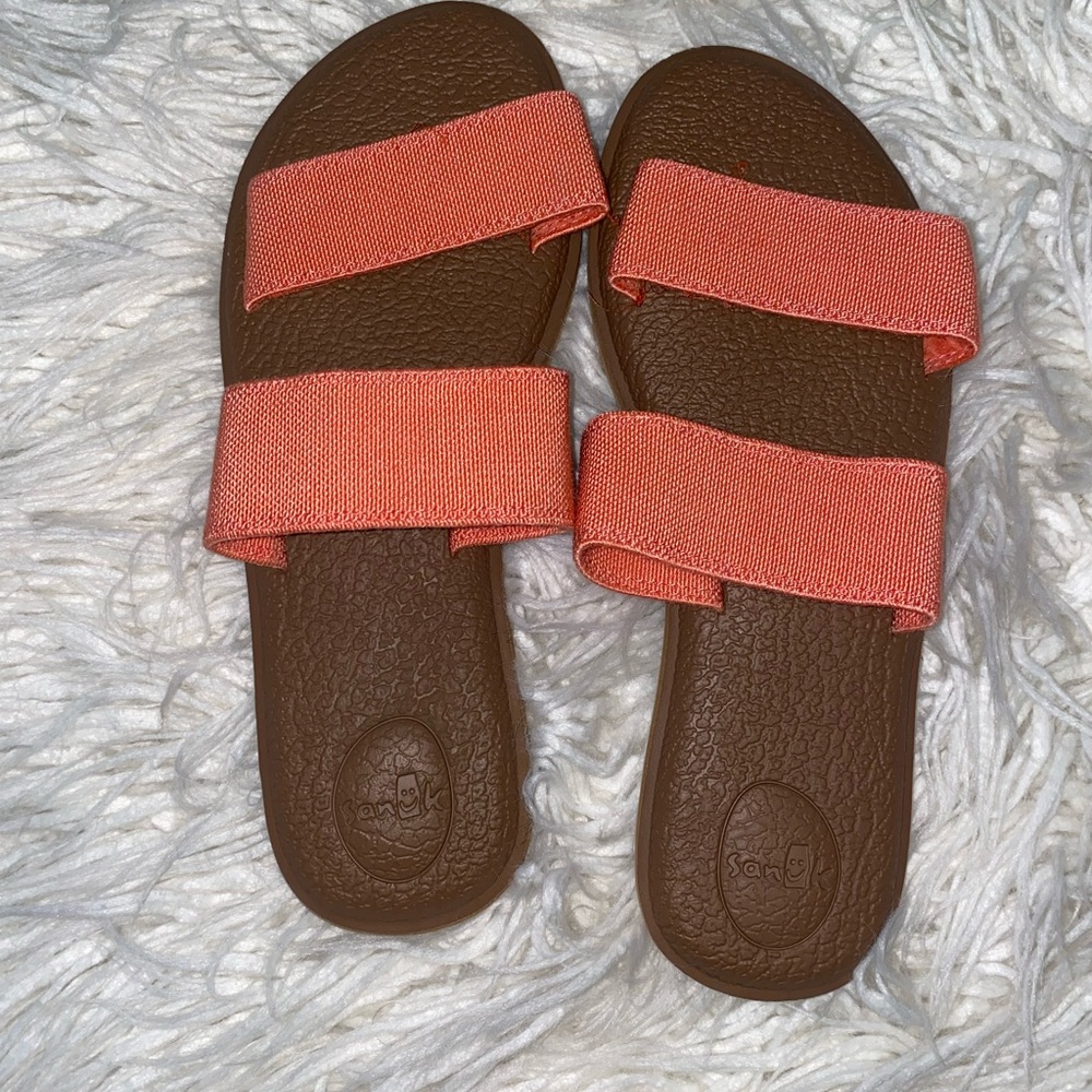 Size 8 Sanuk Sandals